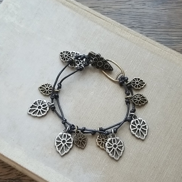 Lucky Brand Jewelry - Lucky brand leaf clip leather/metal bracelet